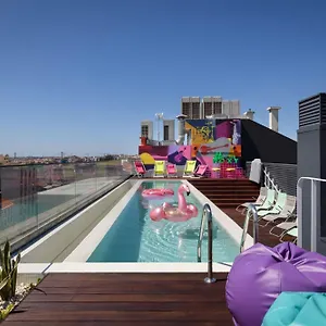 Moxy Lisboa